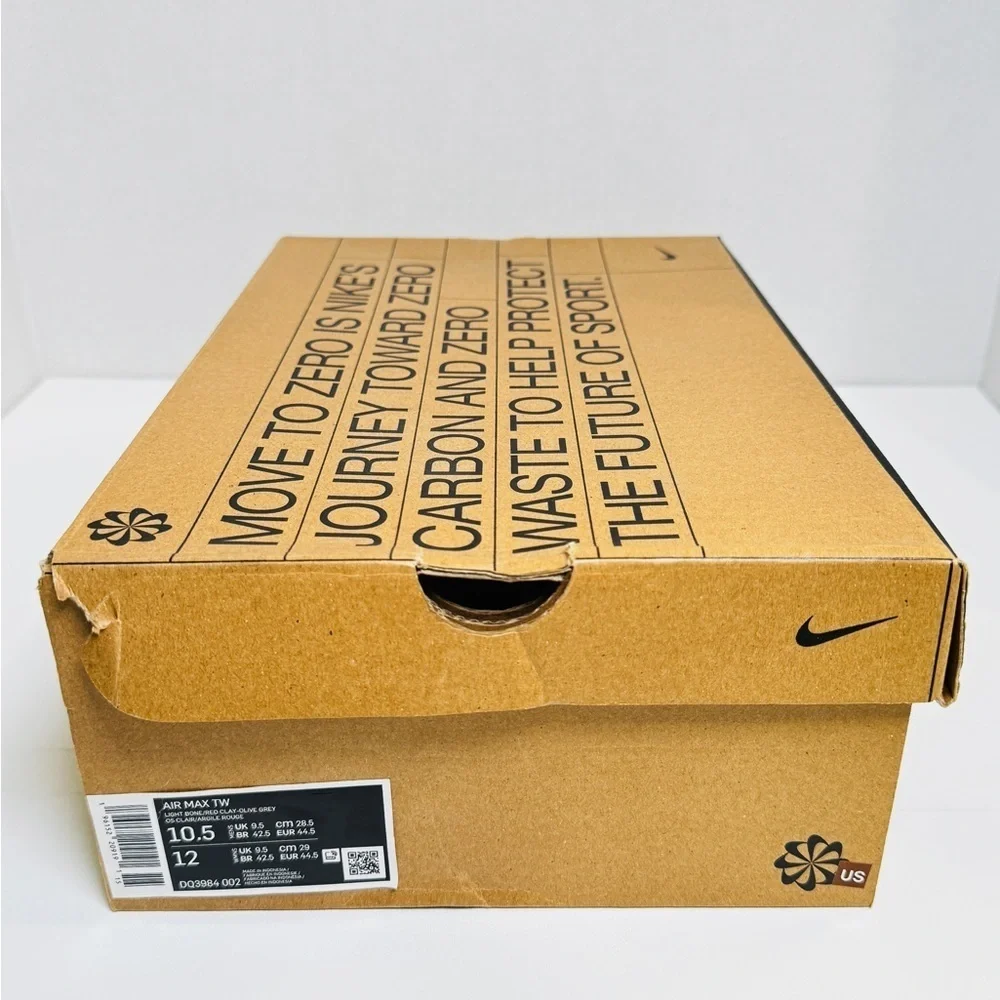 Men’s Nike Air Max TW DQ3984 002 size 10.5 bone/Red Clay-Olive Grey color NEW!